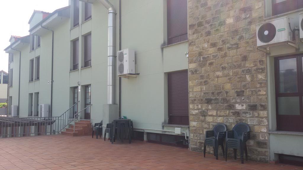 Hotel Alameda Villaviciosa  Zewnętrze zdjęcie